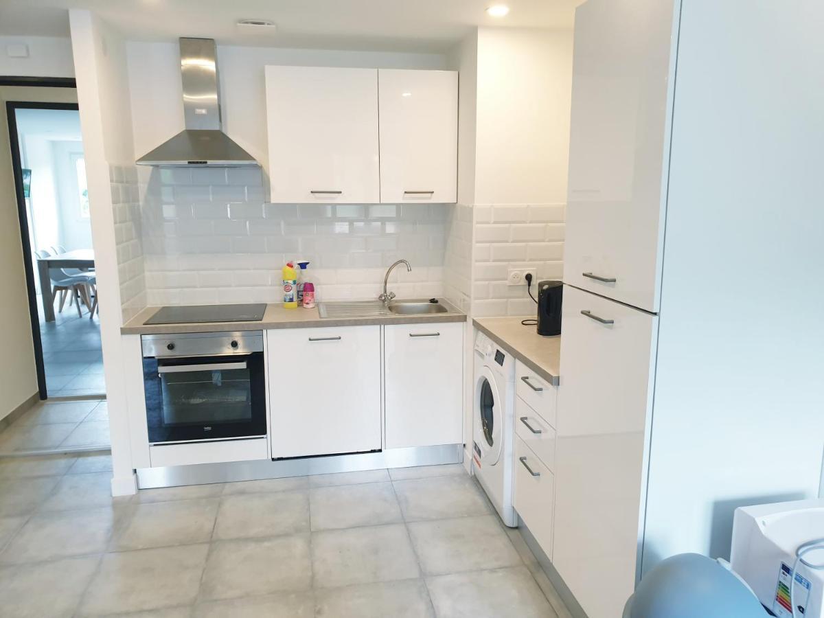 Appartements Renove 2023 Proche Aeroport 5Min, Gare Sncf 2 Min, Tramway Au Pied De L'Immeuble , Parking Possible, Renovated Apartments 2023 Near The Airport 5 Min, Train Station 2 Min, Tram Next To The Building 1 Min, Parking Possible Nice Eksteriør bilde