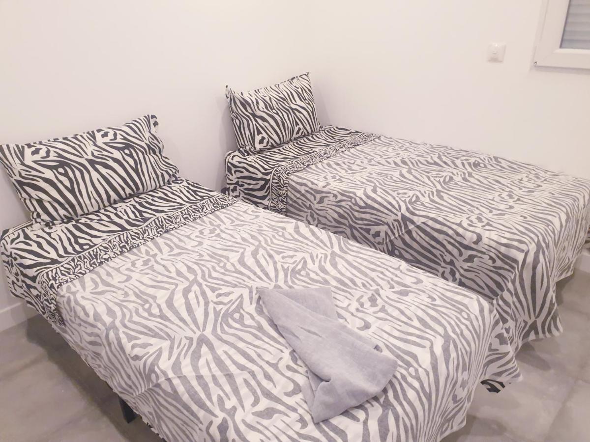 Appartements Renove 2023 Proche Aeroport 5Min, Gare Sncf 2 Min, Tramway Au Pied De L'Immeuble , Parking Possible, Renovated Apartments 2023 Near The Airport 5 Min, Train Station 2 Min, Tram Next To The Building 1 Min, Parking Possible Nice Eksteriør bilde